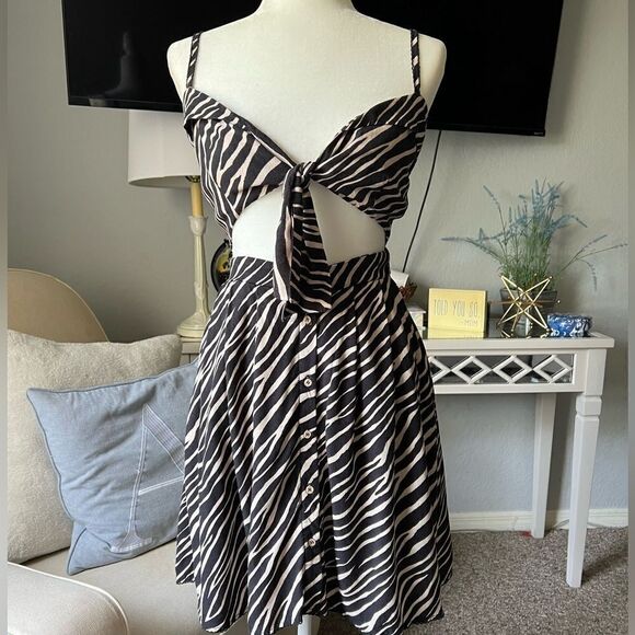 Agua Bendita Dress - Picture 1 of 6